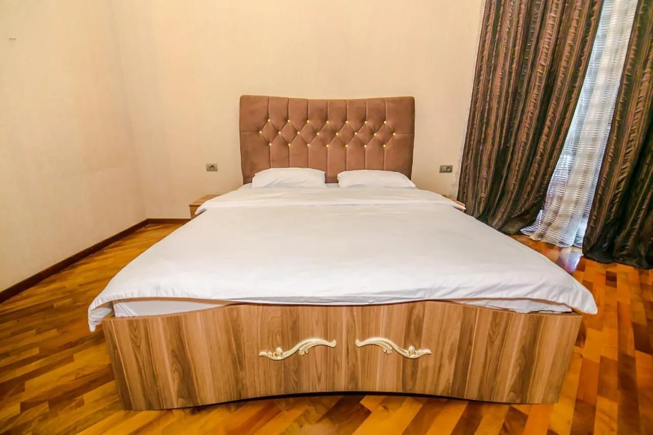 Квартира В Центре Баку Apartment